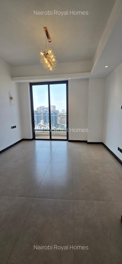 3 Bed Apartment with En Suite at Riverside Drive - 12