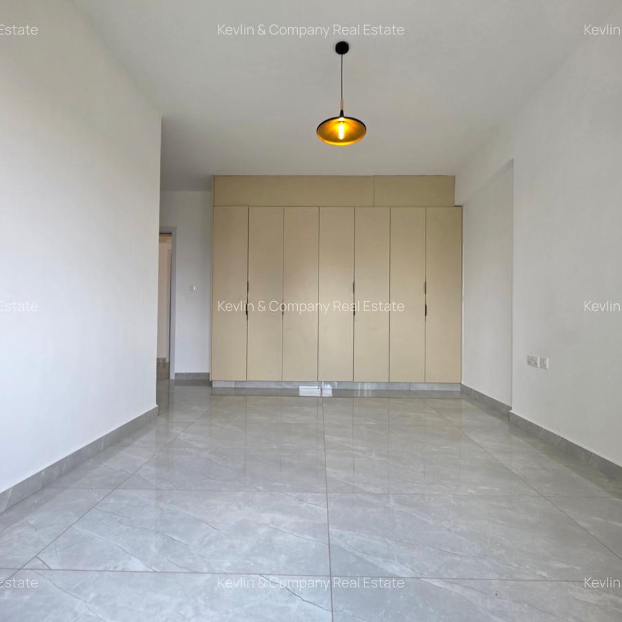 4 Bed Apartment with En Suite in General Mathenge - 10