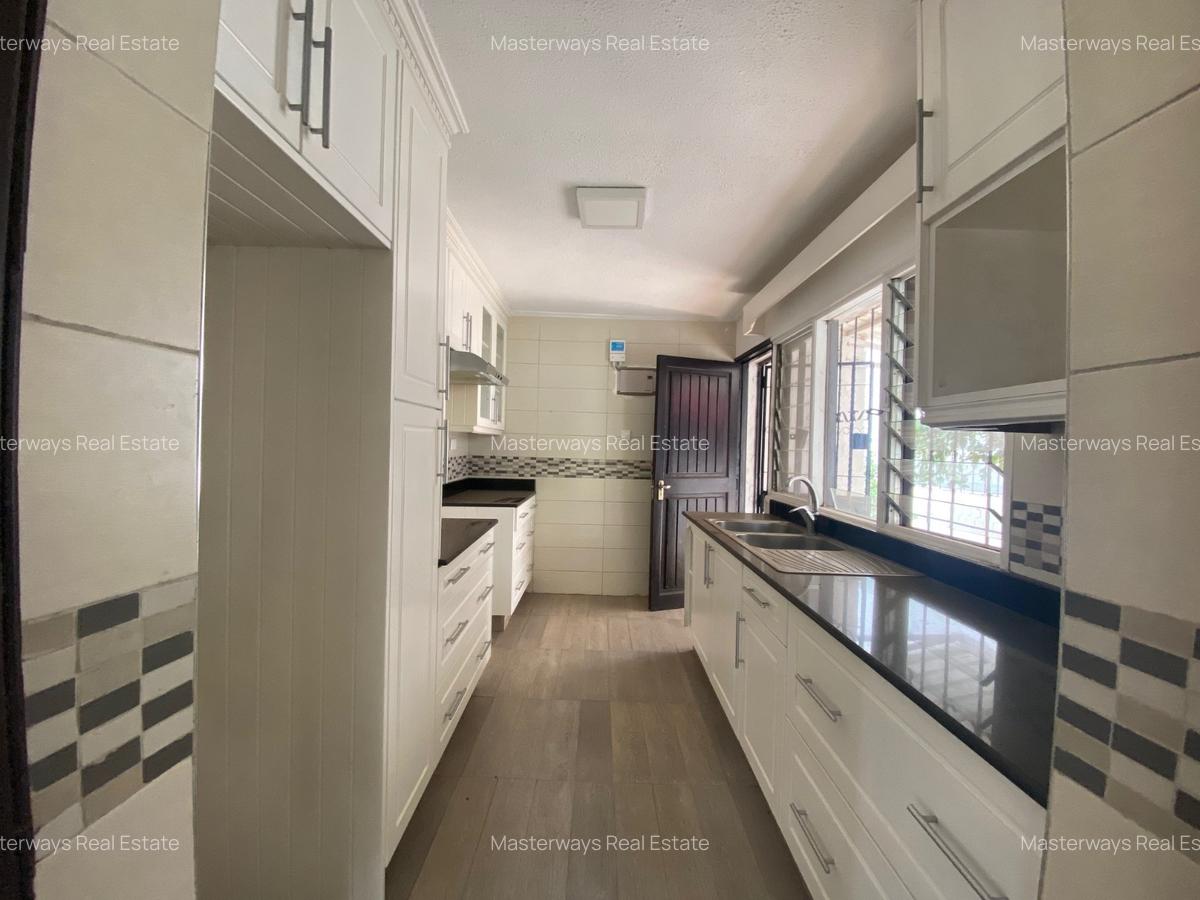 4 Bed Townhouse with En Suite in Kileleshwa - 2