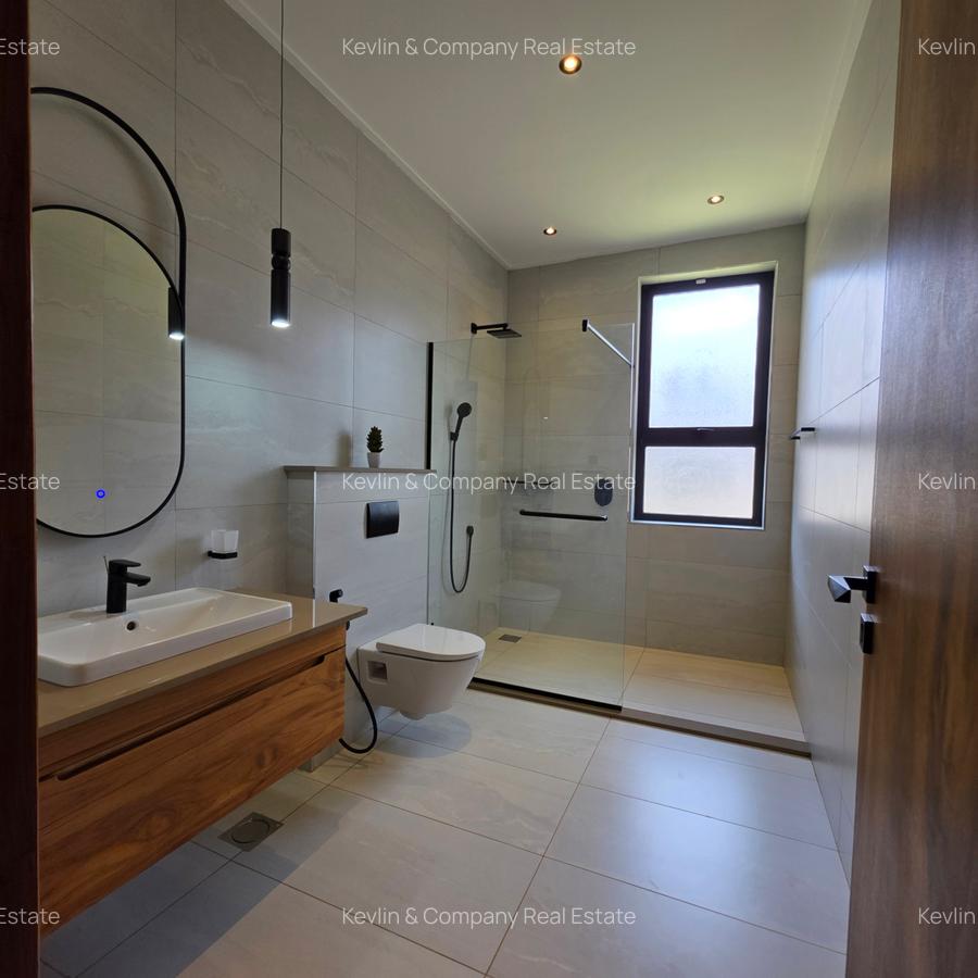 4 Bed Villa with En Suite in Loresho - 16