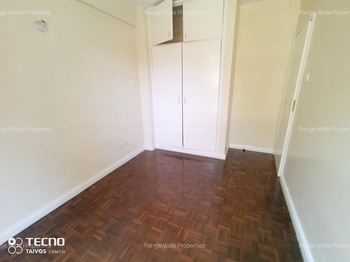 3 Bed Apartment with En Suite in Lavington - 12