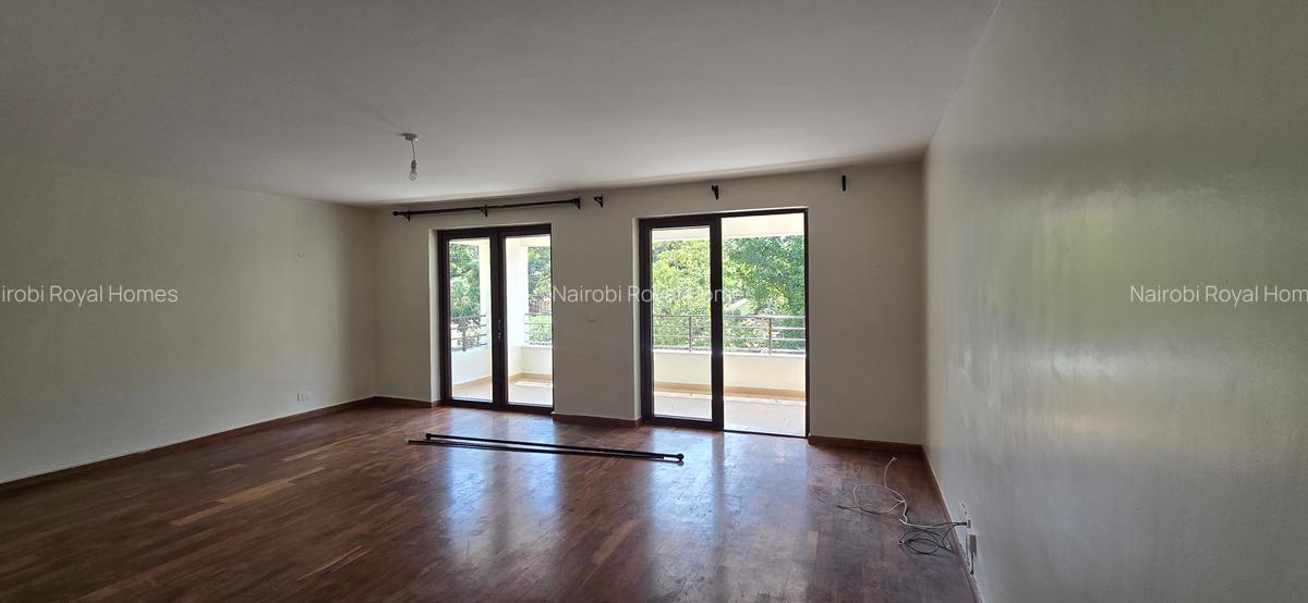 5 Bed Townhouse with En Suite at Lavington Off Convent Drive - 6
