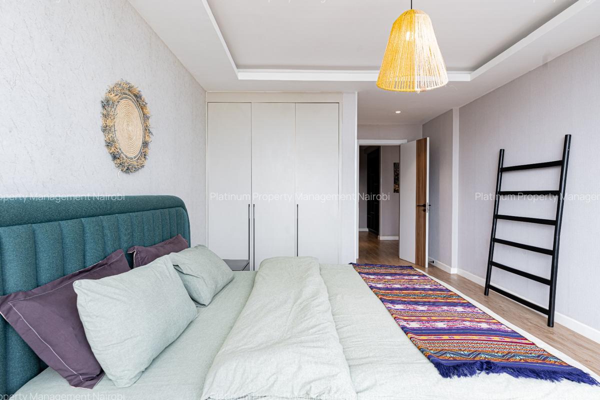 Serviced 2 Bed Apartment with En Suite at Volaire - 14