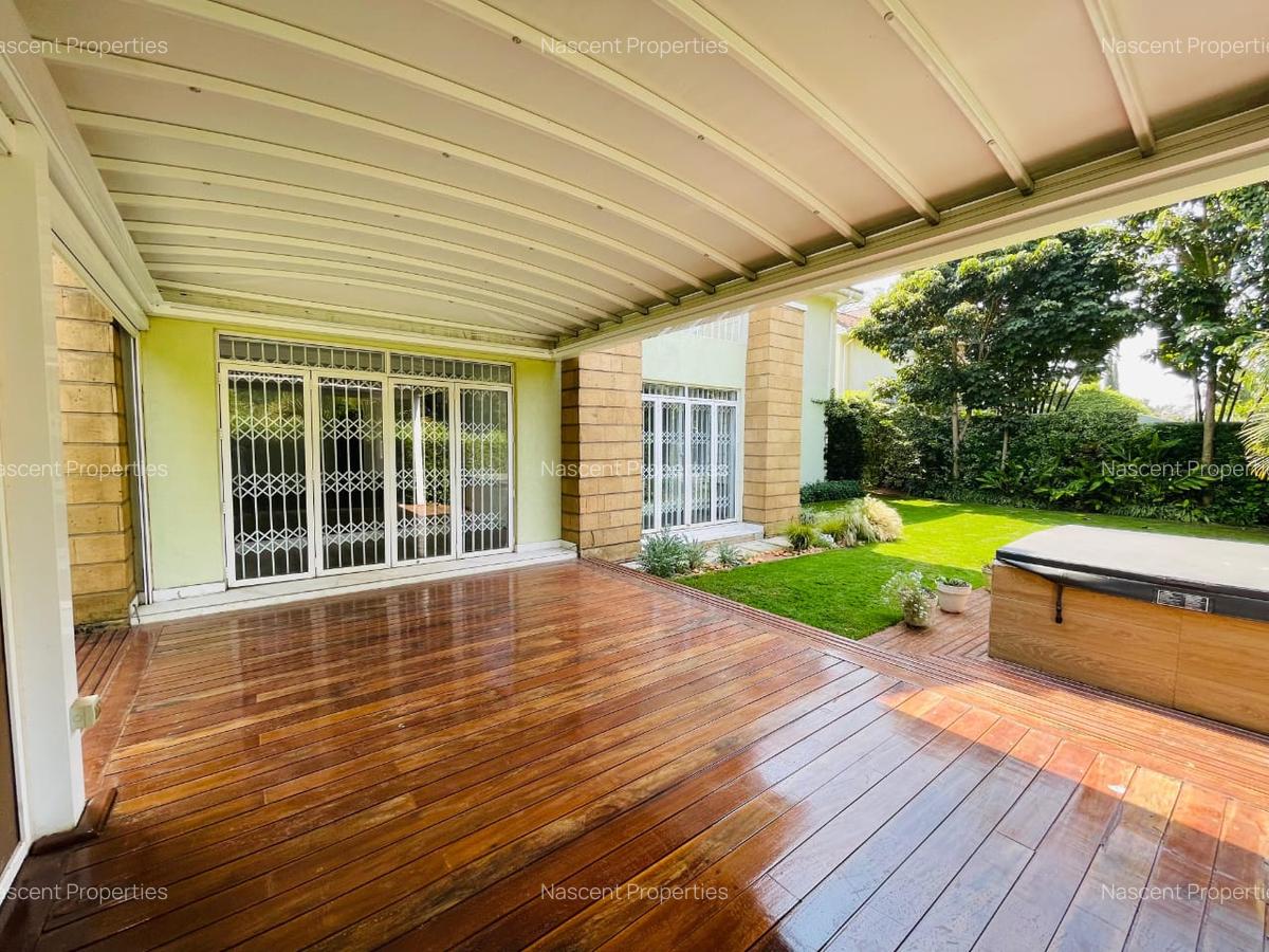 4 Bed Townhouse with En Suite in Kitisuru - 2