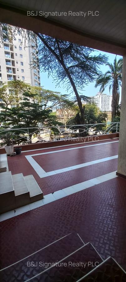 Furnished 3 Bed Apartment with En Suite in Kileleshwa - 16
