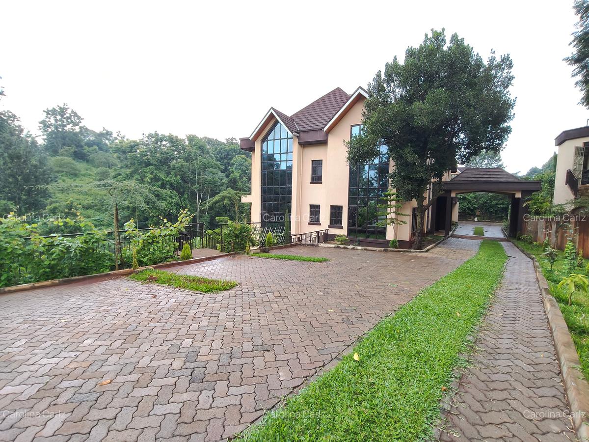 10 Bed House with En Suite at Off Redhill Link Road - 1