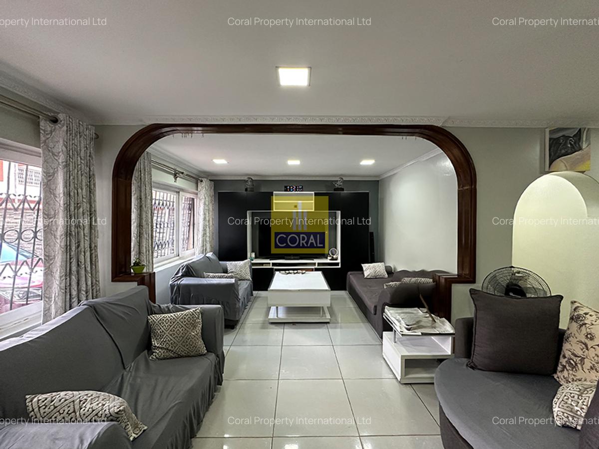 6 Bed Townhouse in Westlands Area - 14
