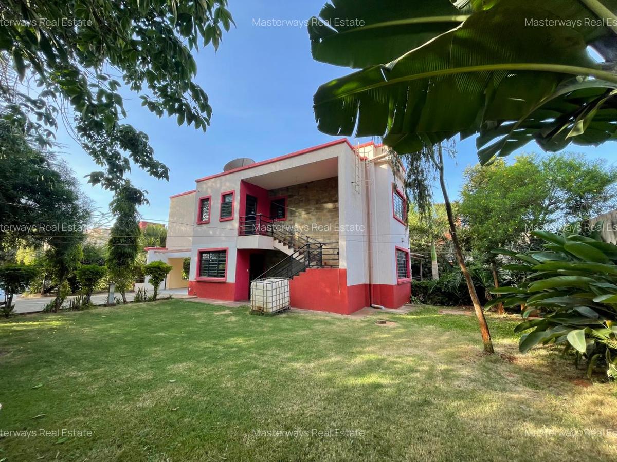 4 Bed Townhouse with En Suite in Kiambu Road - 15