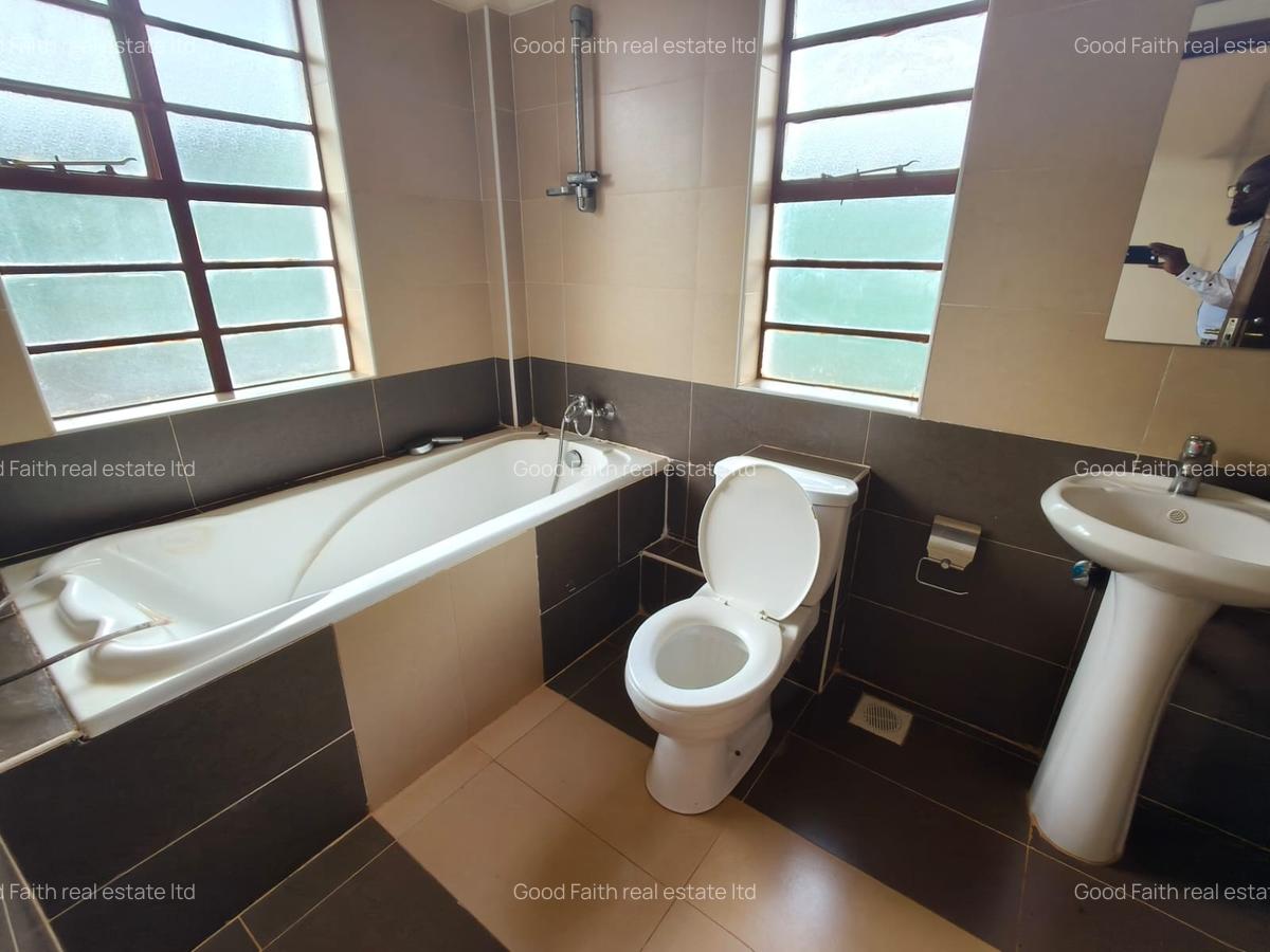 4 Bed Villa with En Suite in Kiambu Road - 11