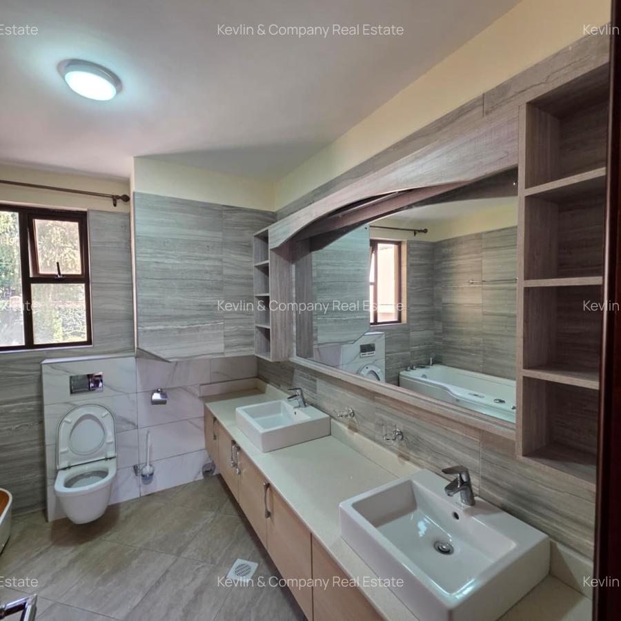 5 Bed Townhouse with En Suite in Lavington - 5
