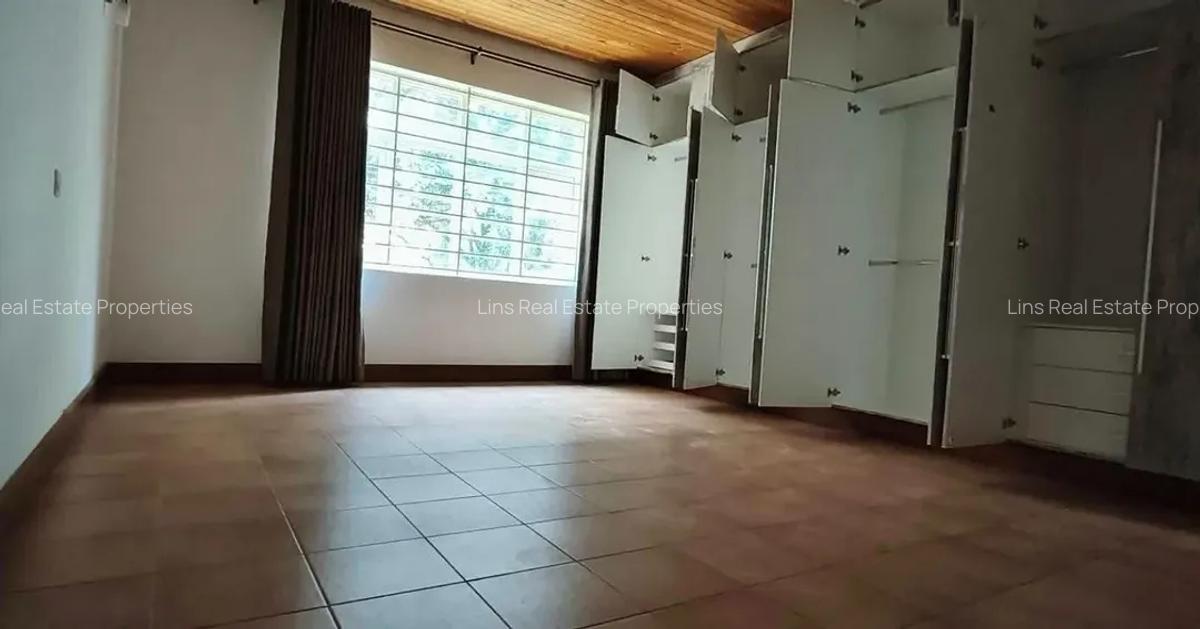 5 Bed Townhouse with En Suite in Rosslyn - 10