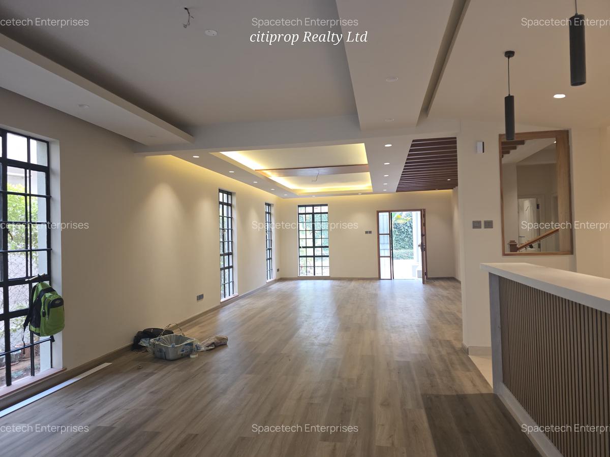 4 Bed Townhouse with En Suite in Westlands Area - 6