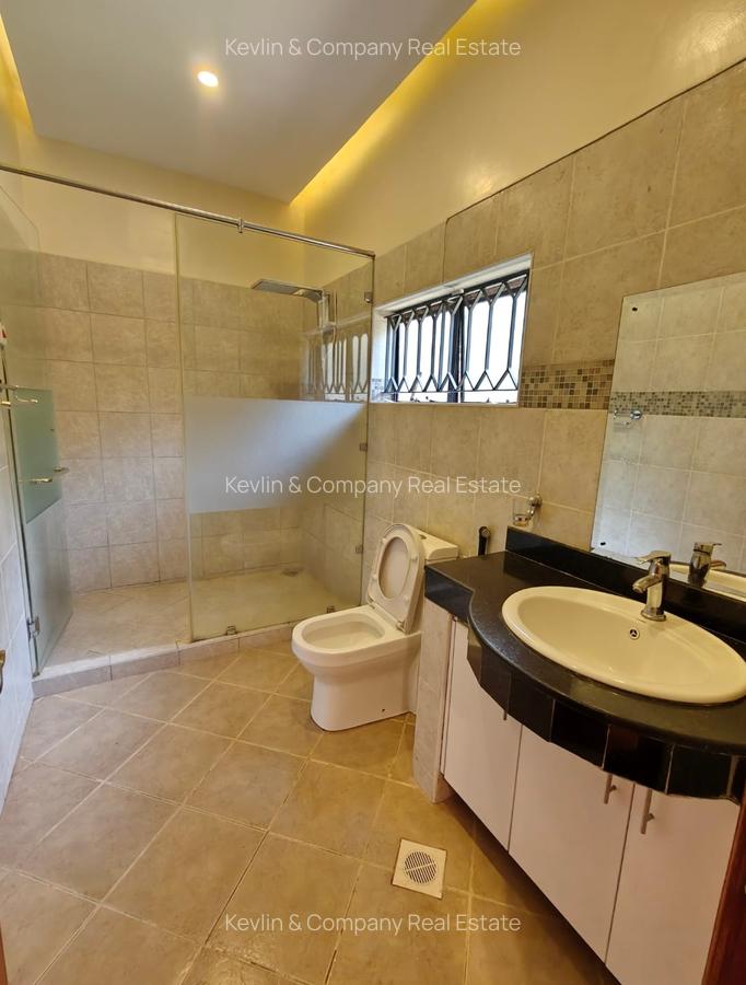 4 Bed Villa with En Suite in Karen - 19