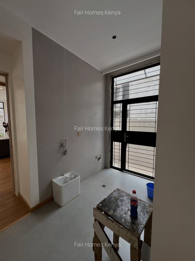 5 Bed Townhouse with En Suite at Lavington Green - 9