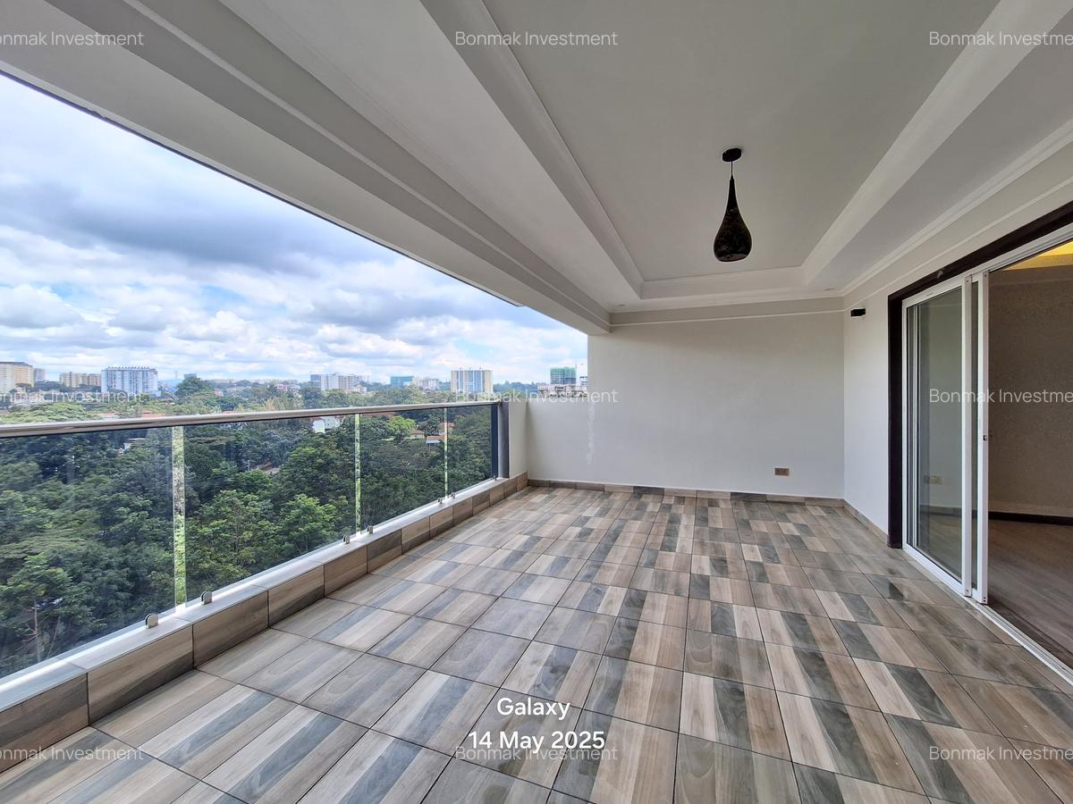 2 Bed Apartment with En Suite at Riverside Drive - 1