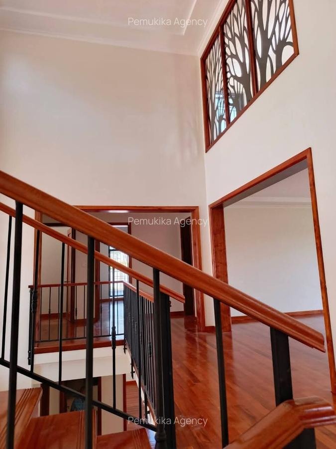 6 Bed Townhouse with En Suite in Loresho - 9