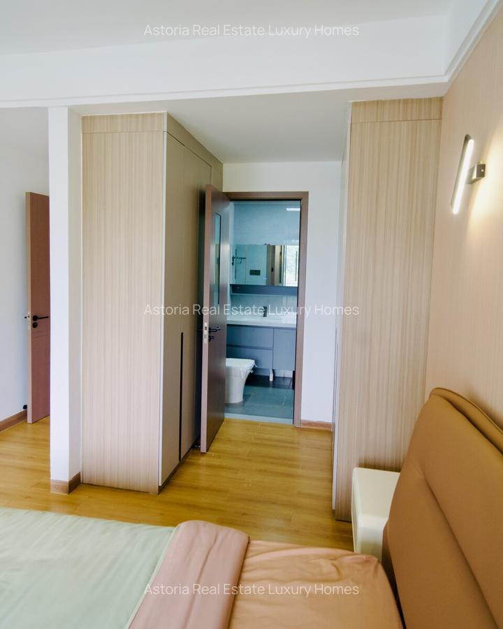 2 Bed Apartment with En Suite at 2026-403 - 15