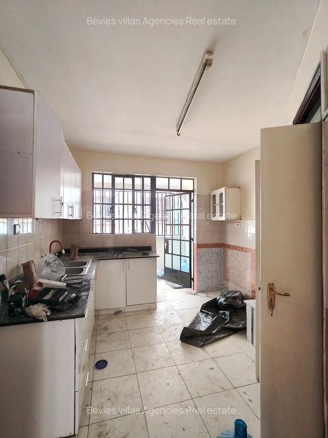 3 Bed Apartment with En Suite at Parklands - 1
