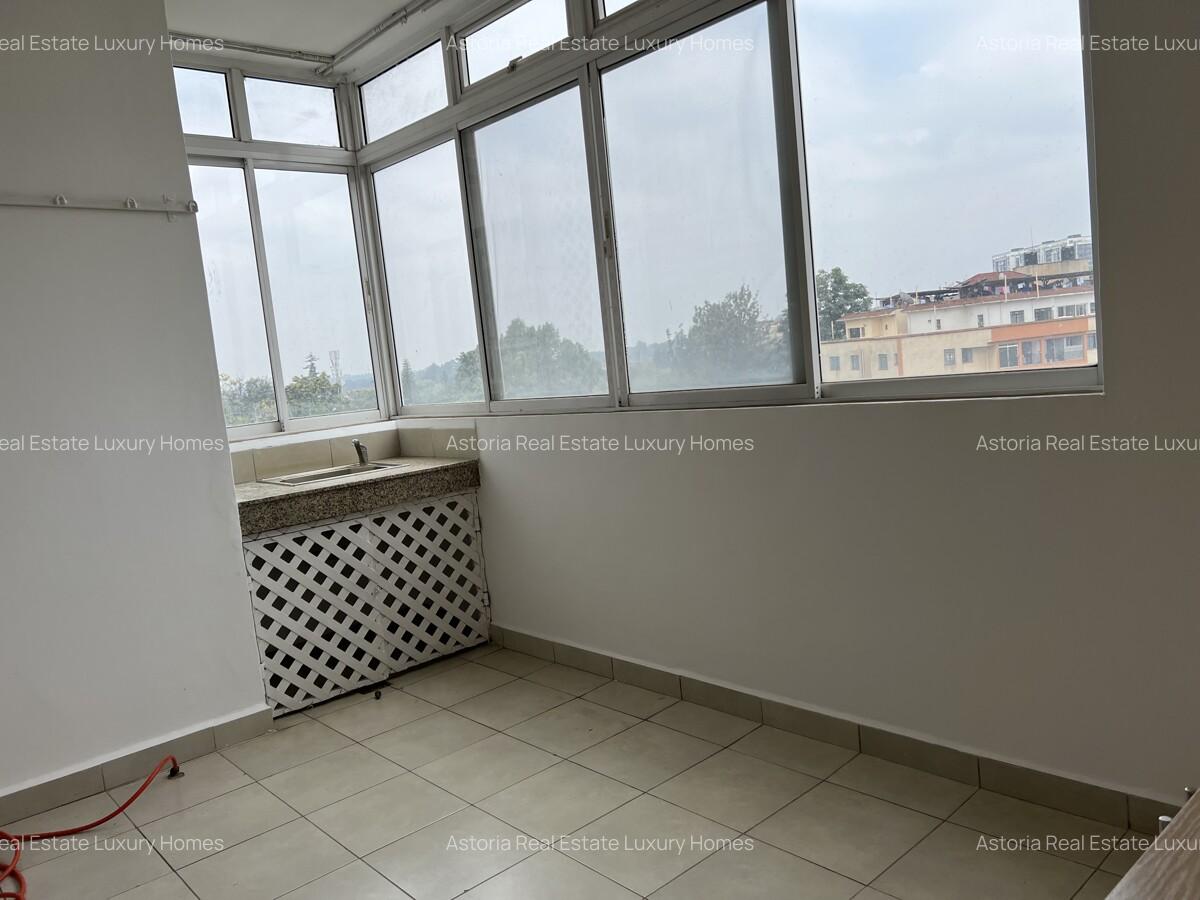 3 Bed Apartment with En Suite at 2026-438 - 15