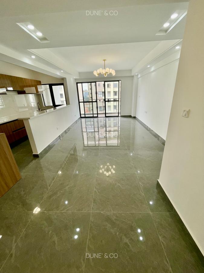 2 Bed Apartment with En Suite in Riverside - 3