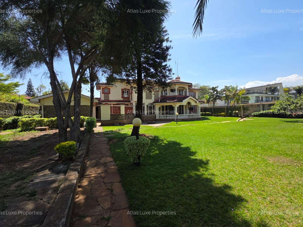 6 Bed House with En Suite at Old Runda - 16