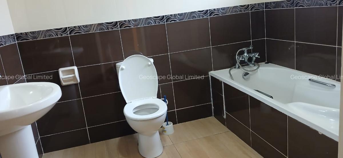 4 Bed House with En Suite in Gigiri - 4