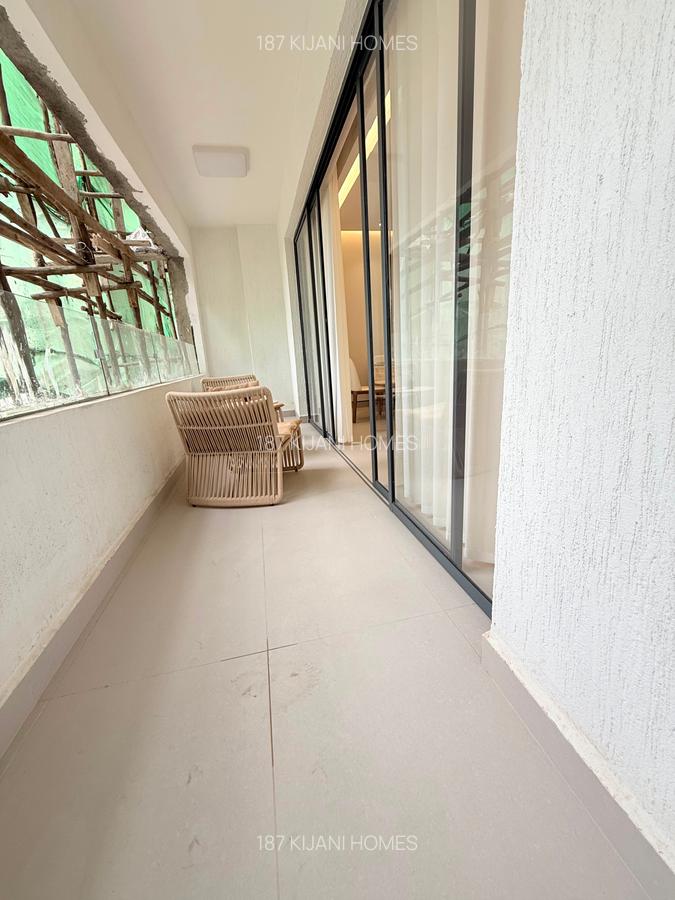 Serviced 2 Bed Apartment with En Suite at Windsor - 15