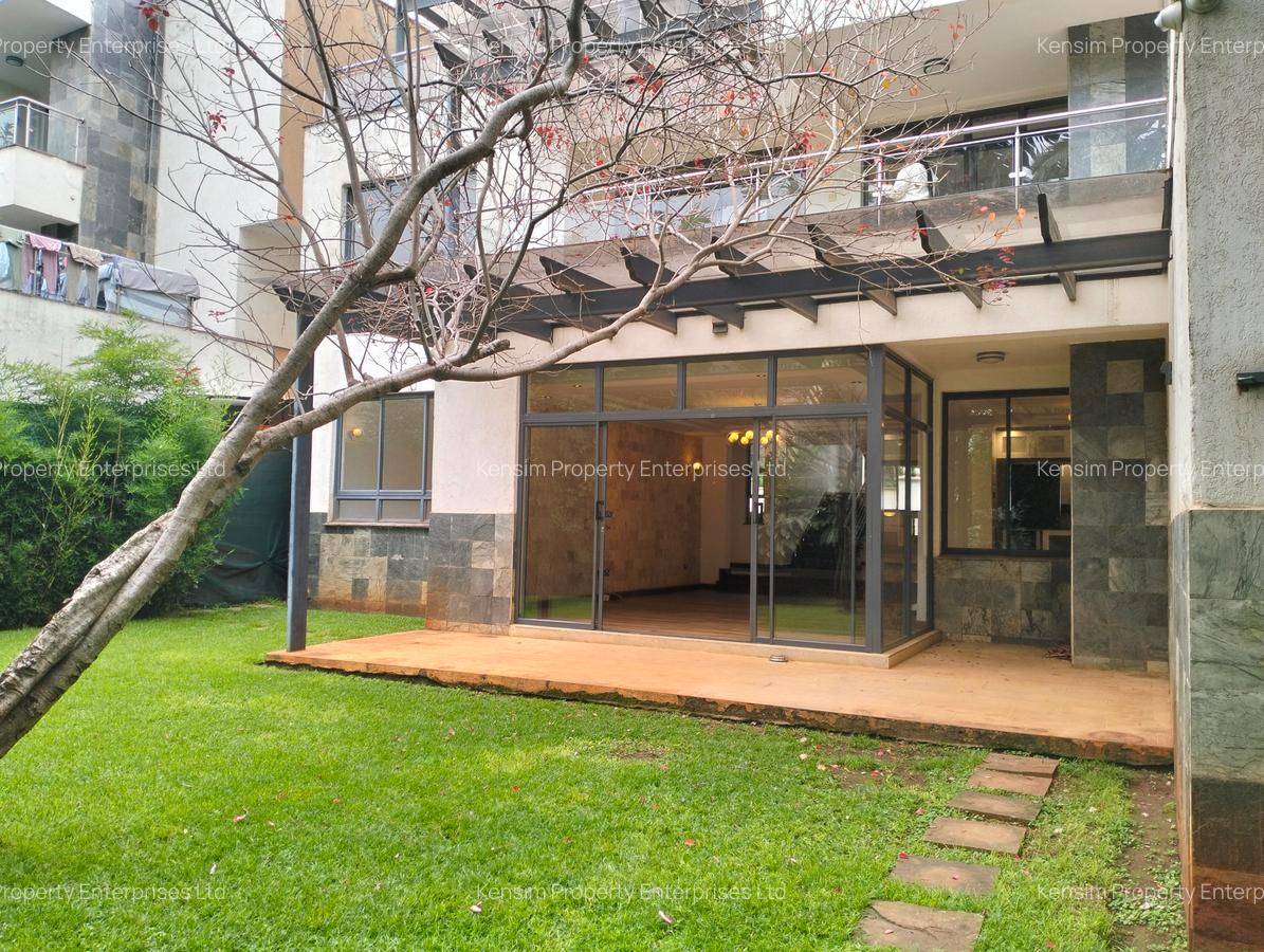 5 Bed Townhouse with En Suite in Lavington - 1