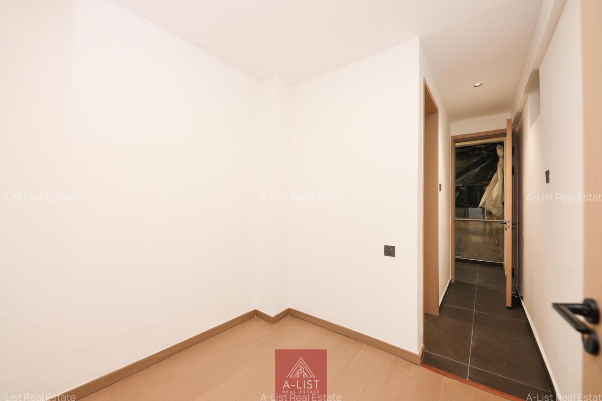 2 Bed Apartment with Swimming Pool at Brookside Grove - 13