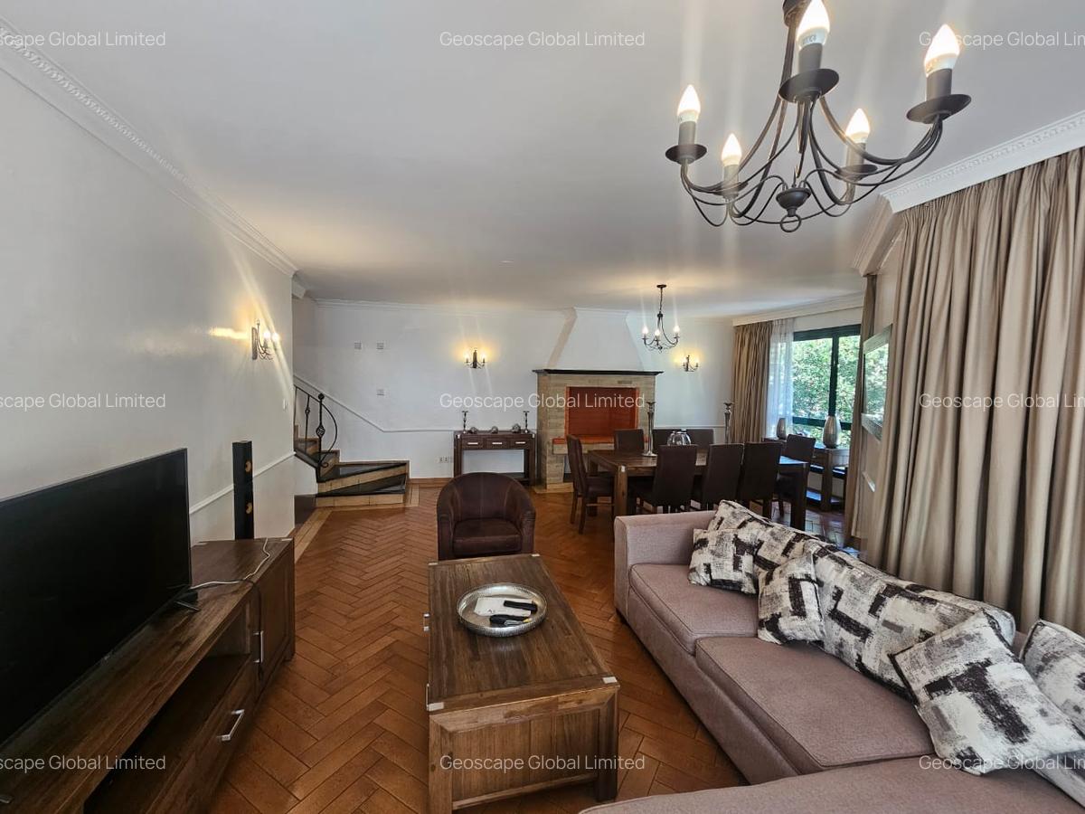 4 Bed Townhouse with En Suite in Spring Valley - 8