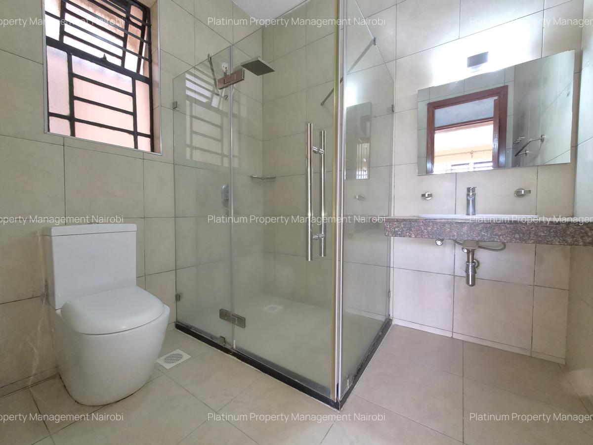 4 Bed Apartment with En Suite at Second Parklands - 20