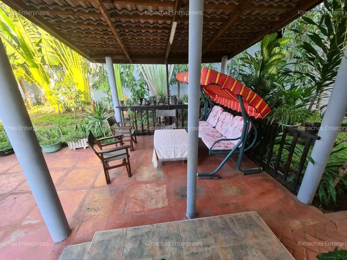 Furnished 1 Bed Apartment with En Suite at 3Rd Avenue Nyali - 10
