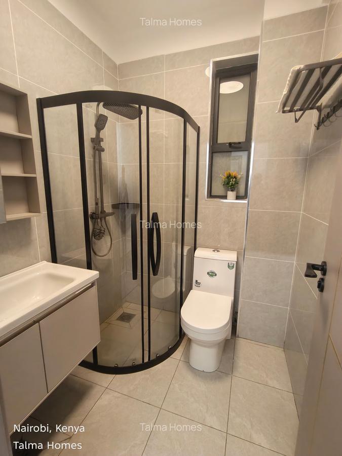 2 Bed Apartment with En Suite at Off Parklands Road - 3