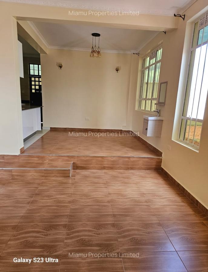 4 Bed House with En Suite at Karunguro - 7
