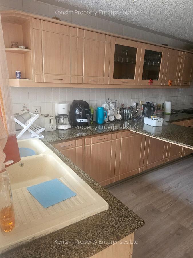 4 Bed Townhouse with En Suite in Lavington - 8