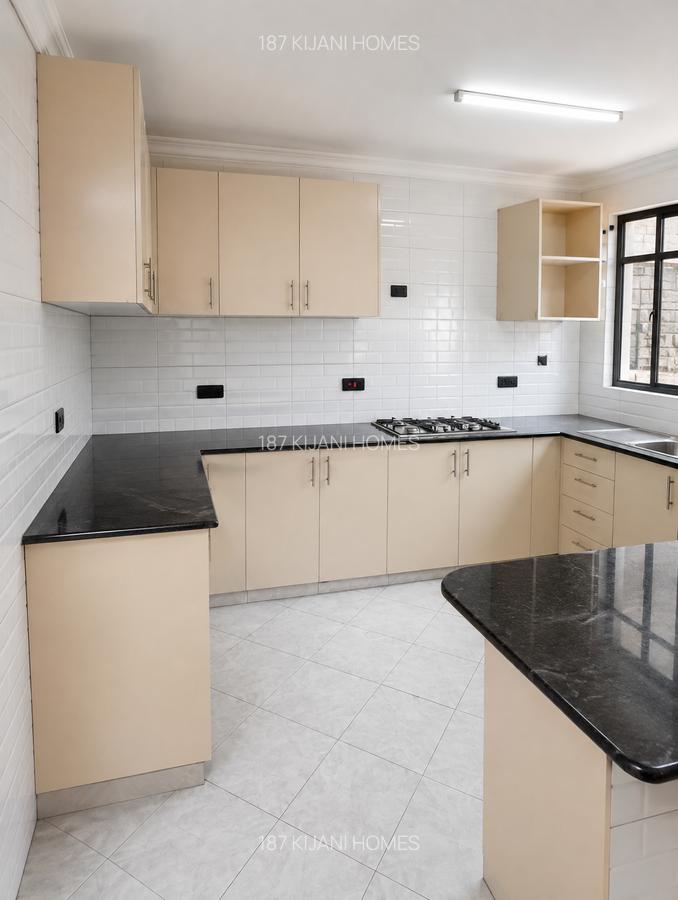 3 Bed House with En Suite in Kitengela - 4
