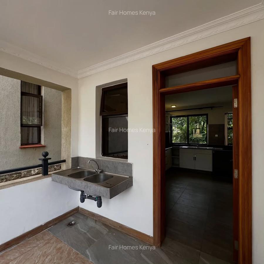 4 Bed Townhouse with En Suite at Chalbi Drive - 3