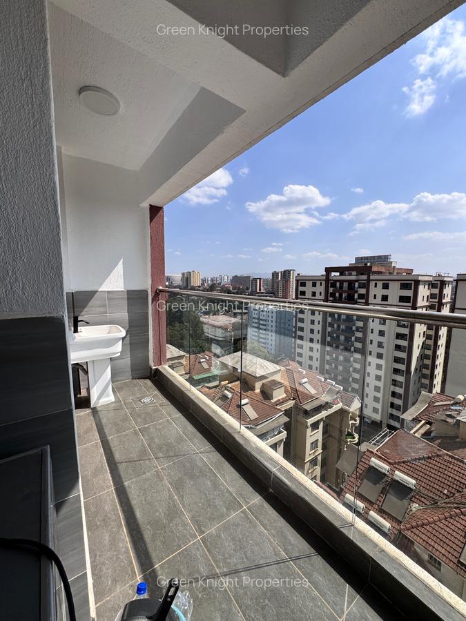 Serviced 2 Bed Apartment with En Suite in Lavington - 7
