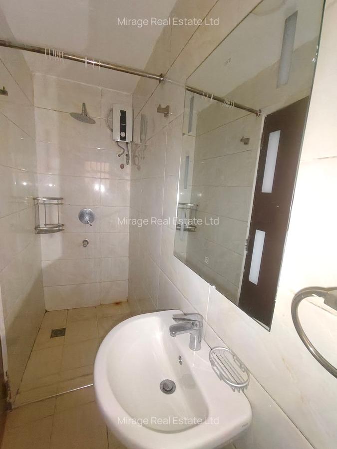 1 Bed Apartment with Swimming Pool in Kilimani - 6