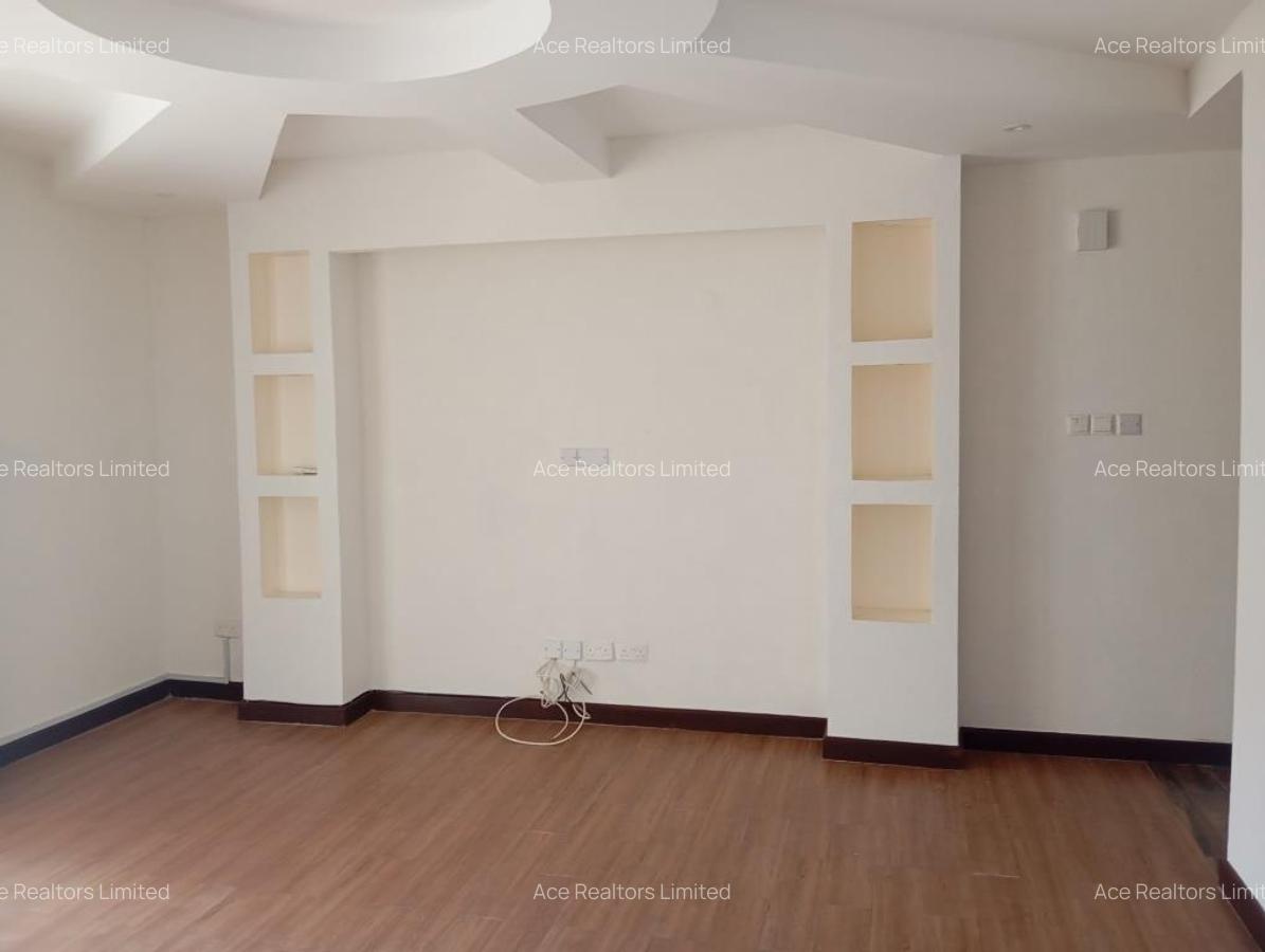 5 Bed Apartment with En Suite at Spring Valley - 11