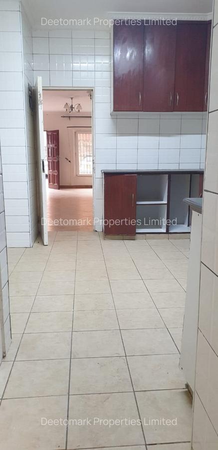 4 Bed Villa with En Suite at Lenana - 5