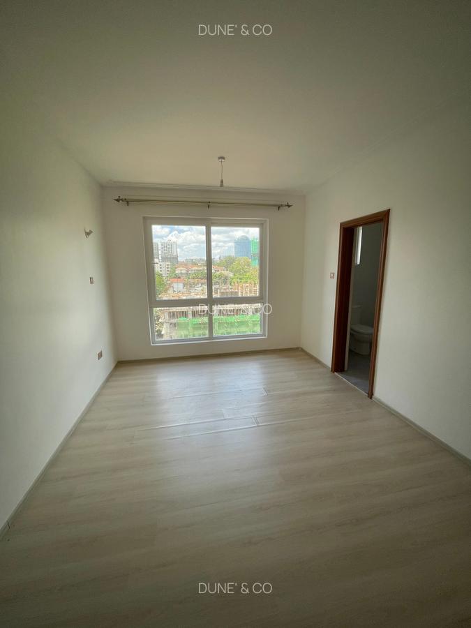 3 Bed Apartment with En Suite in Westlands Area - 16