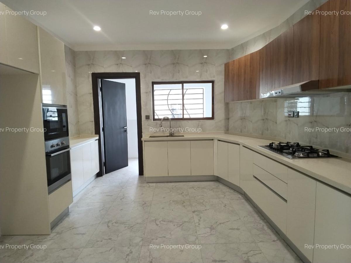Furnished 3 Bed Apartment with En Suite in Kileleshwa - 5
