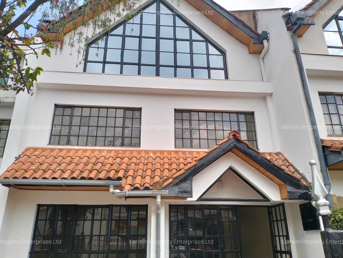 4 Bed Townhouse with En Suite in Westlands Area - 5