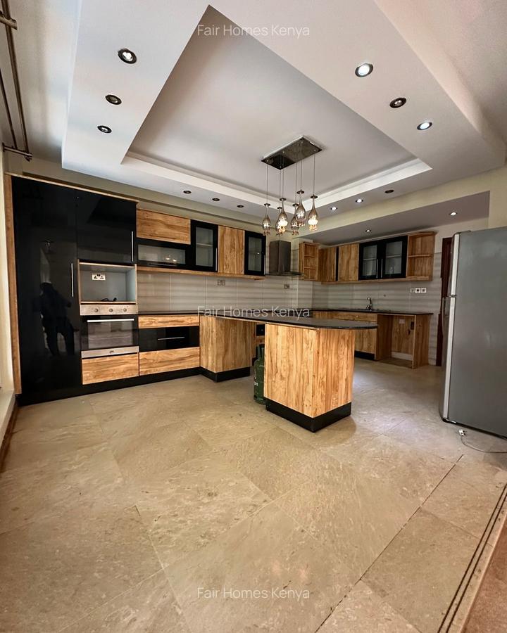 5 Bed Townhouse with En Suite at Convent Drive - 4