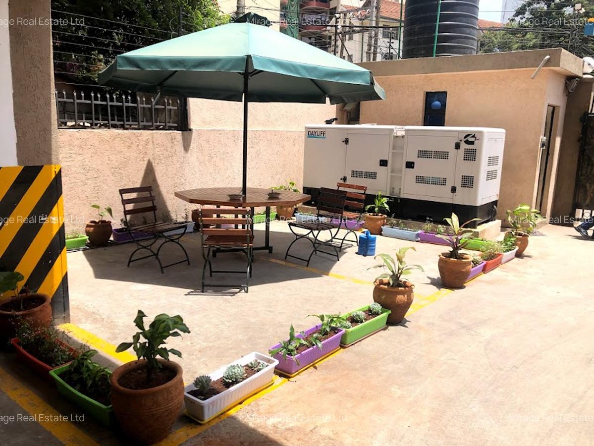 2 Bed Apartment with Gym in Kilimani - 3