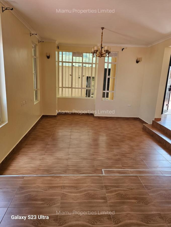4 Bed House with En Suite at Karunguro - 9