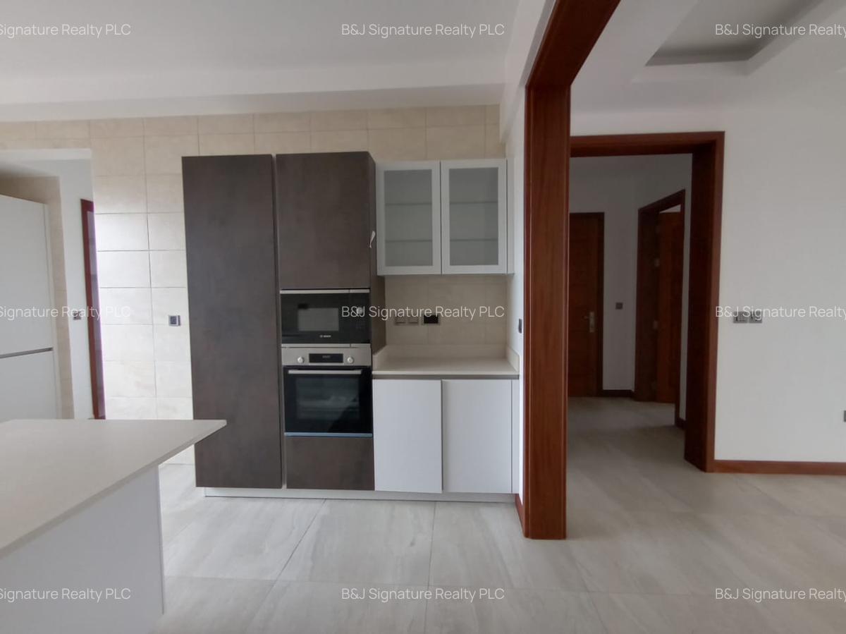 4 Bed Apartment with En Suite in General Mathenge - 20