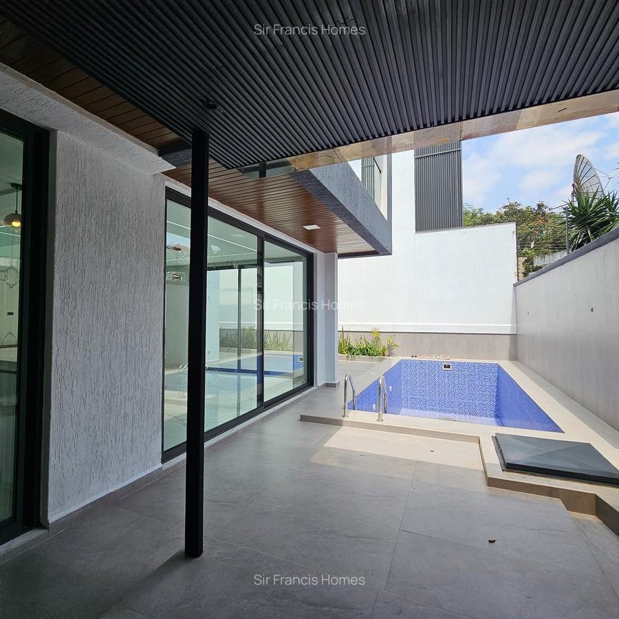 5 Bed Villa with En Suite at Mzima Springs - 4