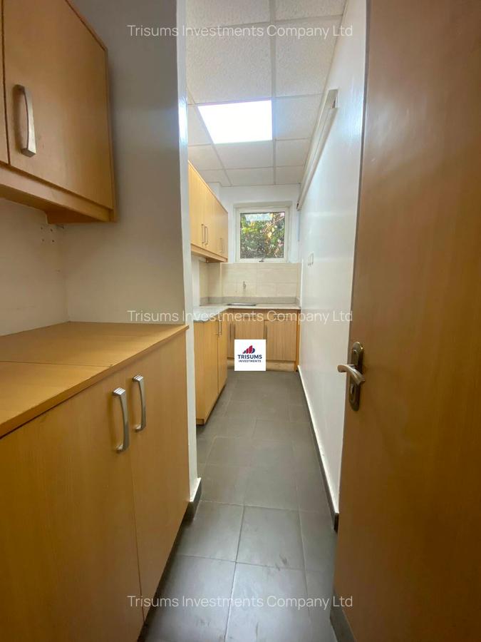 2,500 ft² Commercial Property with Fibre Internet in Riverside - 4